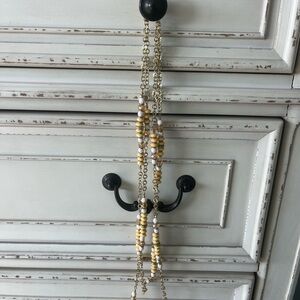 Long Beaded Necklace in Yellow and White